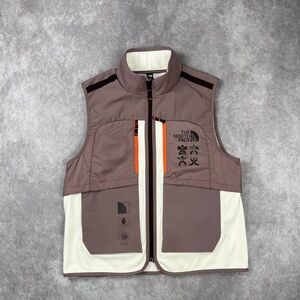 The North Face Trailwear Winter
Flash Vest - Women's M Size